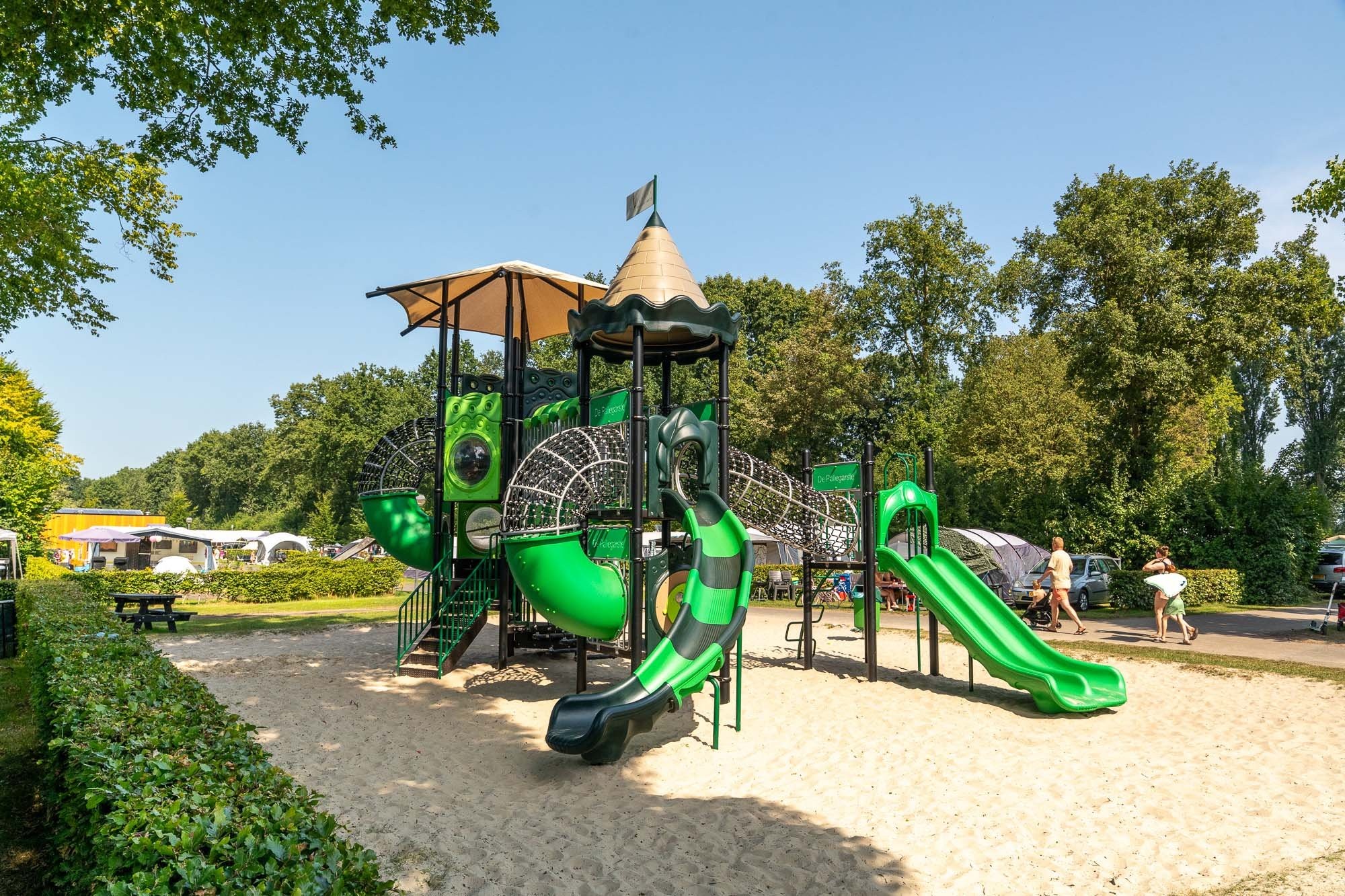 2025: 3 speeltuinen op de kampeerplaatsen worden vernieuwd!