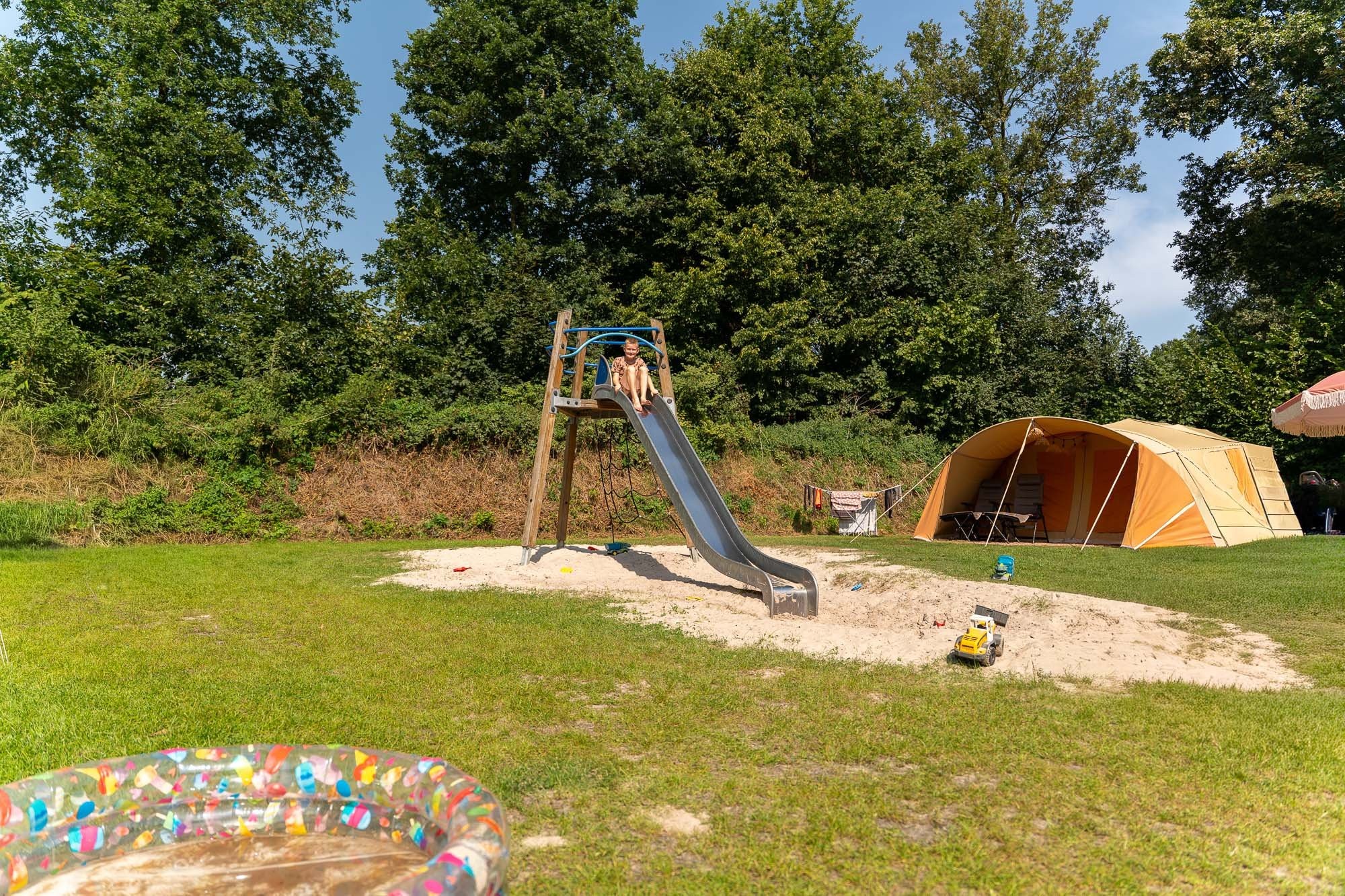 Speeltuin kampeerplaats 9